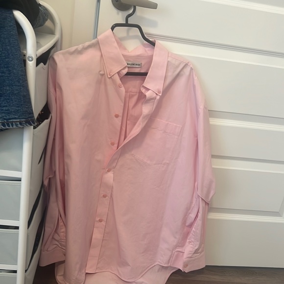 Balenciaga shirt never worn. - Picture 1 of 3